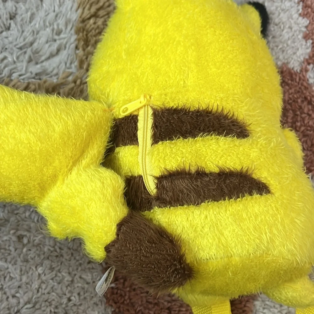 Banpresto Pokémon pikachu stuffed backpack